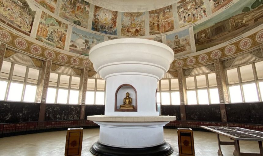 “Explore the Wonders of Sri Lanka in 5 Days: Your Ultimate Travel Guide to Kandy, Nuwara Eliya, Bentota, and Colombo”