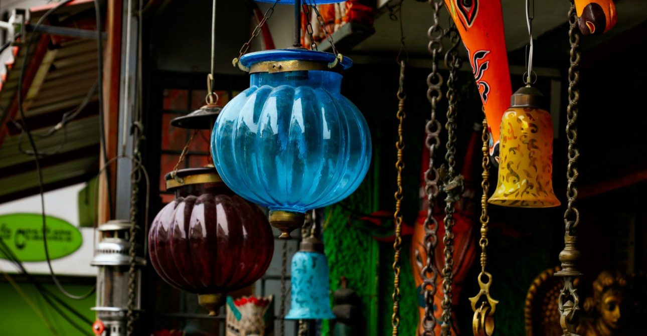 “Discover the Enchanting Allure of Kerala: A 7-Day Travel Guide to Munnar, Thekkady, Alleppey, and Kovalam’s Must-Visit Destinations & Local Delights”