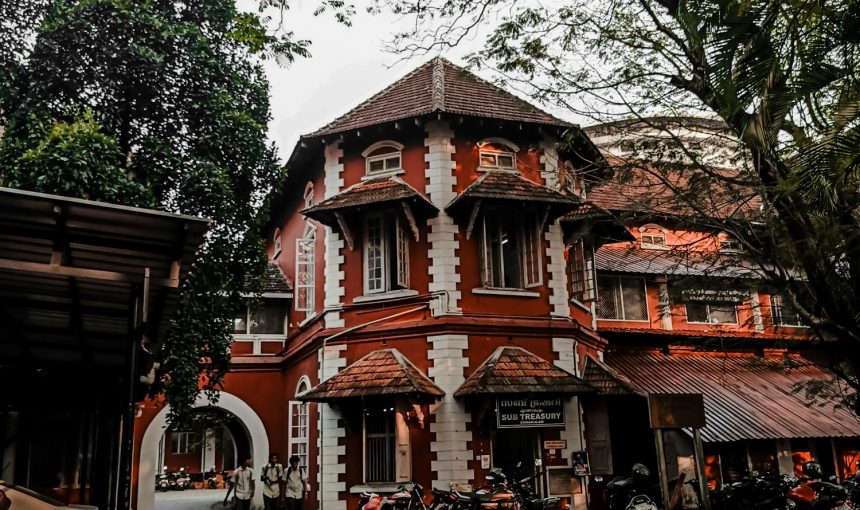 “Discover the Enchanting Wonders of Kerala: An 8-Day Journey Through Cochin, Munnar, Thekkady, Alleppey, and Kovalam”